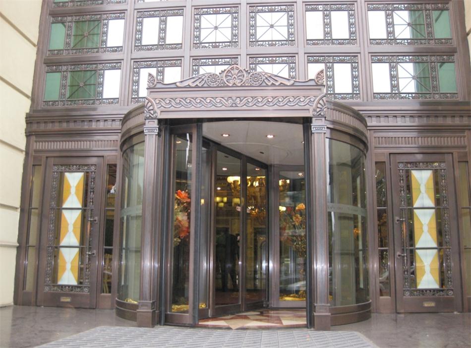 銅門設(shè)計：體現(xiàn)并映射銅文化之內(nèi)涵！(圖1)